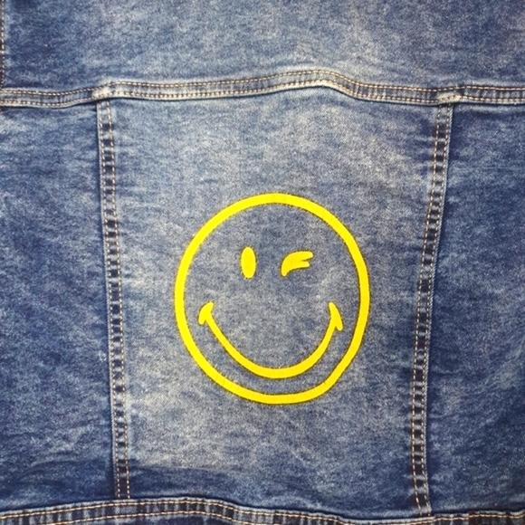 SMILEY WORLD Kids Cropped Punk Jean Trucker Jacket Yellow Smiley Face Girl Sz 12 - Picture 7 of 10